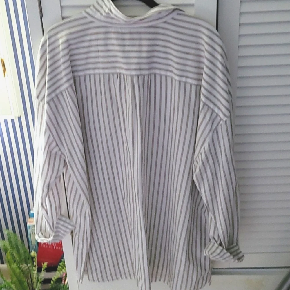 J.Jill XL White & Tan Stripe Casual Button Down Tunic - Picture 9 of 9